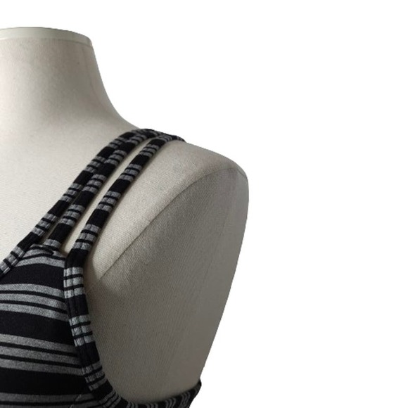 Athleta Striped Fully Focused Bra - Picture 4 of 9